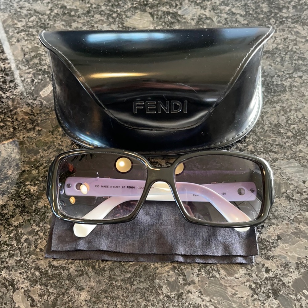 EUC FENDI buckle Black White Sunglasses with Case